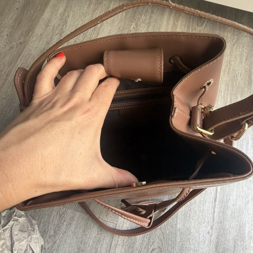 L Credi shoulder bag, beige and red