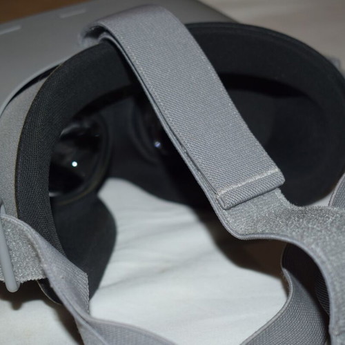 Oculus Go 32GB VR headset used