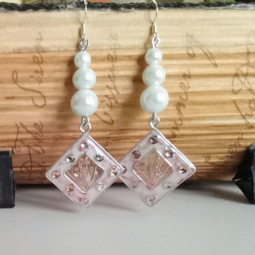 Handmade earrings pink and white resin with pearls and silver new