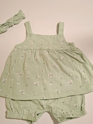 Mangoon romper dress/shorts 6-9 months new, sage green with headband