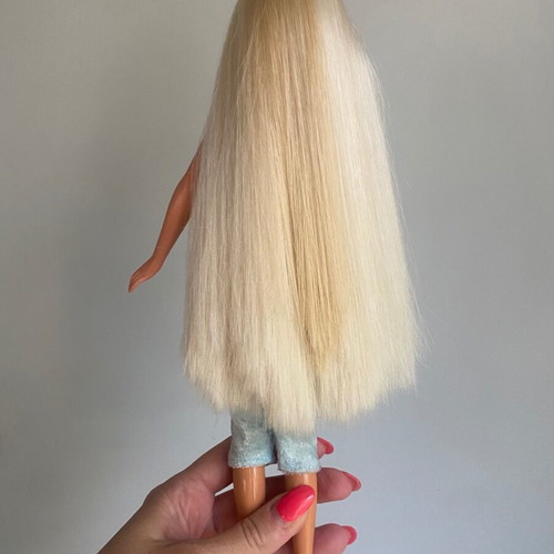 Mattel 1997 Bead Blast Barbie doll used with long blonde hair
