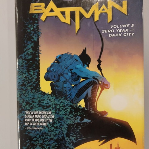 Batman New 52 Volume 5 Zero Year Dark City hardcover like new