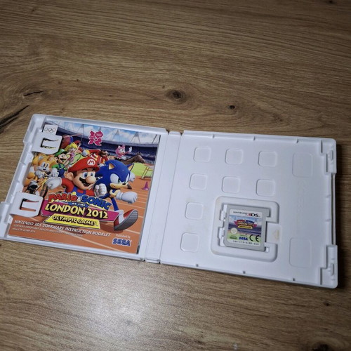 Mario & Sonic Olympics 2012 Nintendo 3DS game like new
