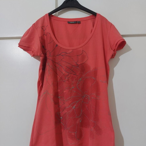 Mexx cotton t shirt size M like new, red and orange