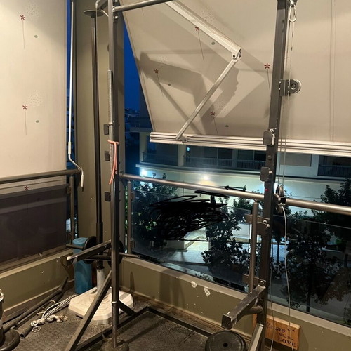 Training rack with barbell and pulley system