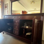 Buffet with mirror like new