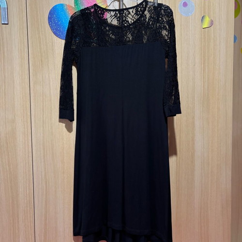 Aristocratic black dress with lace like new