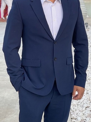 Zara men suit like new, navy blue, jacket size 52, pants size 42