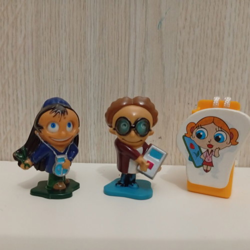 Kinder Joy Surprise figures used, funny school students set