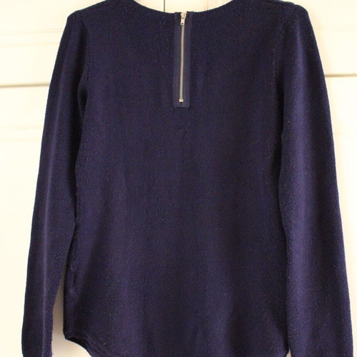 Pullover with round neckline dark blue like new, size M