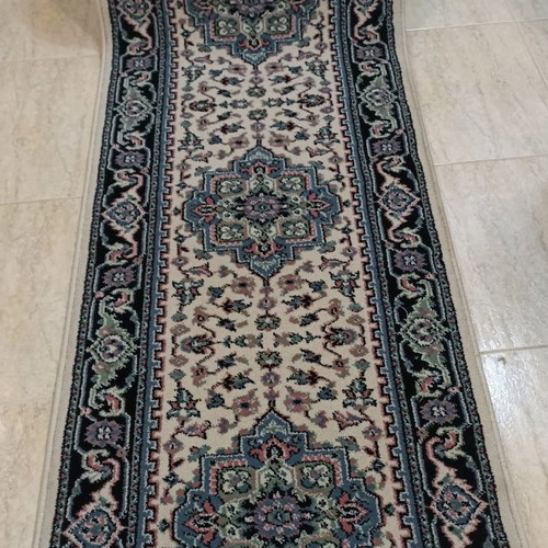 Runner 0.66m new, 60% wool 40% acrylic
