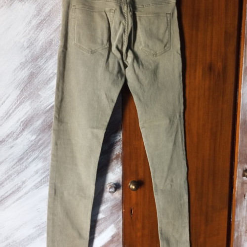 H&M low-rise elastic khaki jeans