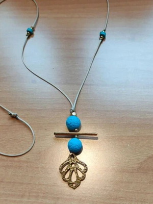 Handmade necklace with blue stone and gold steel new