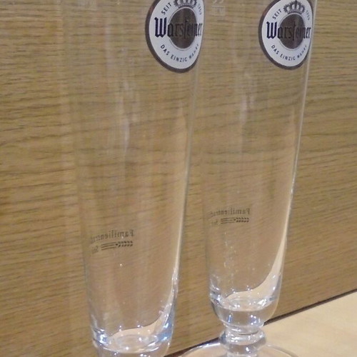 Warsteiner beer set of two promotional 400ml pilsner glasses like new