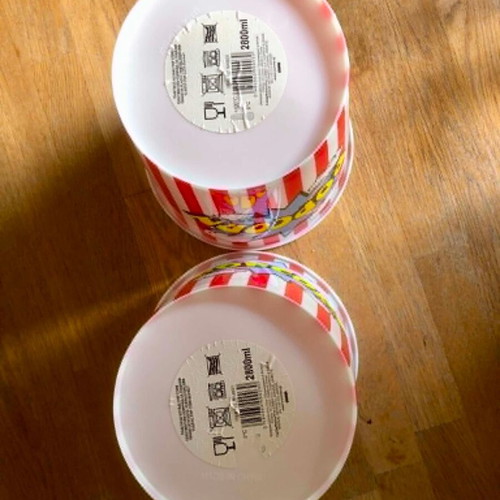 Large plastic snack buckets set, like new, pack of 2, 2800ml