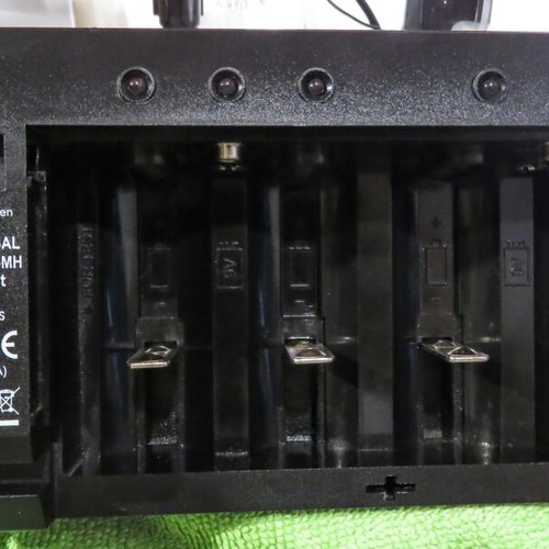 Heitech Universal Battery Charger MW6398GS used with Discharge Function