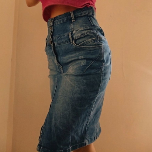BSB denim skirt like new, midi high-waisted, size small, blue