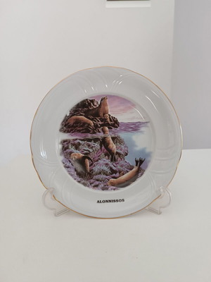 Apulum porcelain decorative plate with seals in Alonnisos, like new