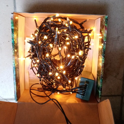 240 white Christmas lights