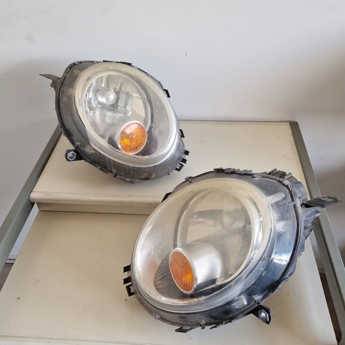 Mini Cooper R56 front headlights 2007-2014 like new, set of 2