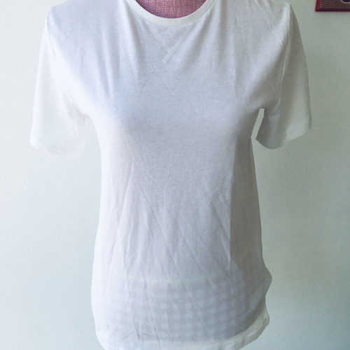 White t-shirt new, size S