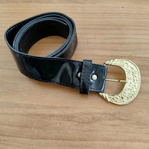 Women's black faux leather belt 110cm like new