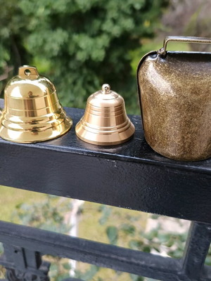 Bronze bells like new with soft melodic sound, set of 4 pieces
