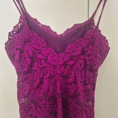 Lace top new, burgundy, slightly elastic, size S
