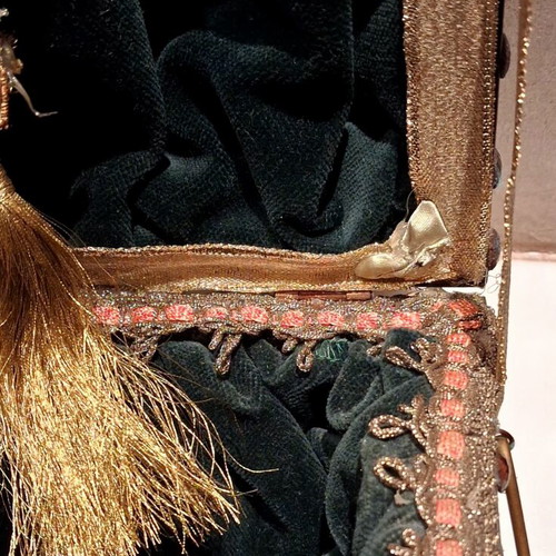 Ινδικό χειροποίητο σεντούκι κοσμημάτων και κειμηλίων σαν καινούργιο