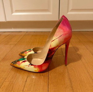 christian louboutin γόβες