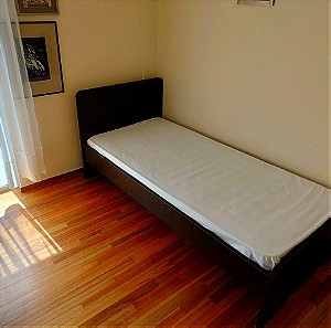 Κρεββάτι μονό ξύλινο, με στρώμα