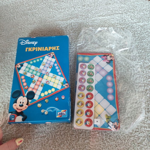 Disney Griniaris board game by MIKA, unused