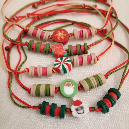 Bracelets charms new, set of 5 colorful with Christmas elements