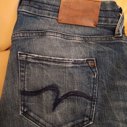 Staff women's jeans like new, low rise, size 27, blue