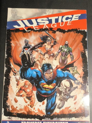 Justice League Graphic Novel like new