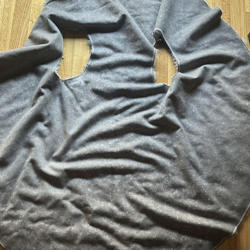 Lynne gray vest with fur size 42 like new