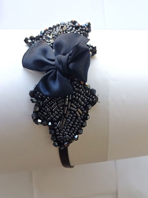 Embroidered headband used with gift blue ribbon