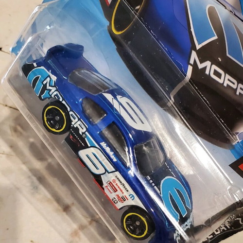 Hot Wheels Dodge Charger Stock Car 2019 sealed