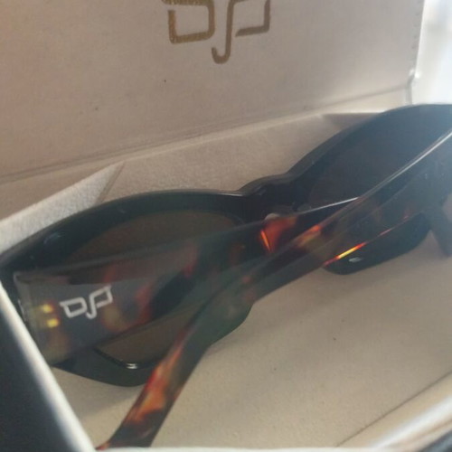 OJO Sunglasses Turtle Frame New with UV400 Protection