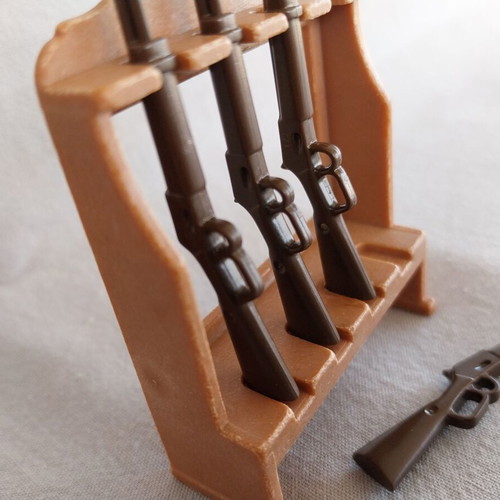 Playmobil Western Rifle Set with Gun Rack used