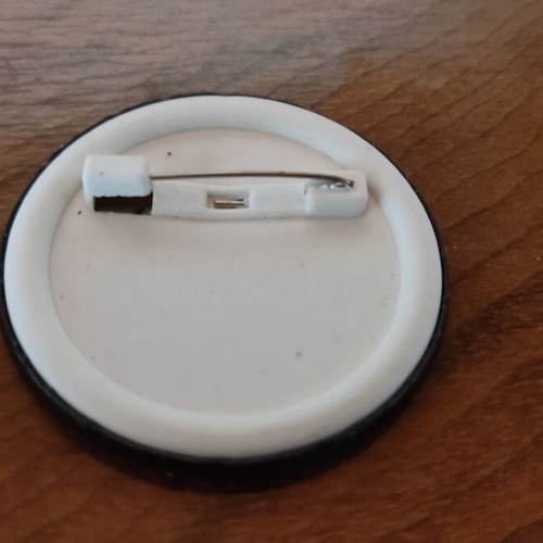 Pin like new, black and white