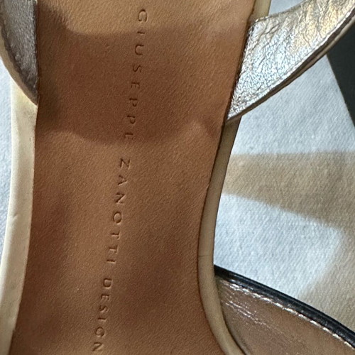 Giuseppe Zanotti patent leather peep toe pumps used, size 38