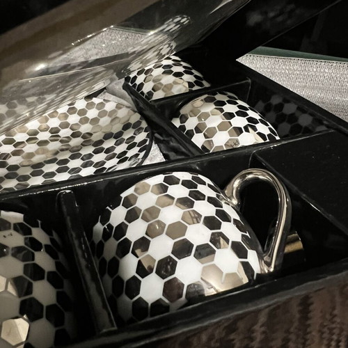 Coffee cup set new with checkerboard mirror design