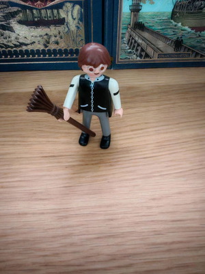 Playmobil Harry Potter with magic broom like new
