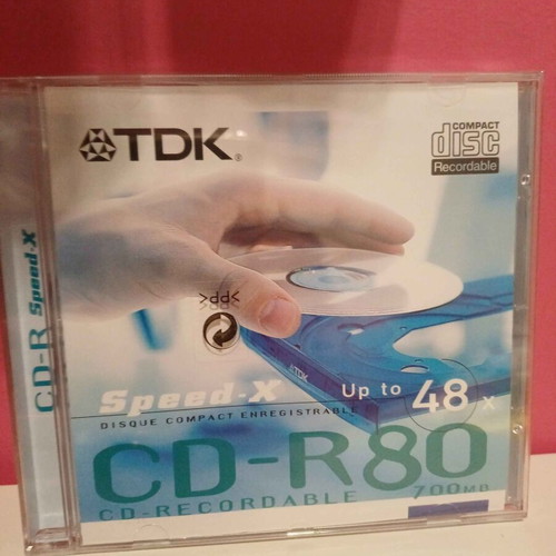 CD-R80 recordable discs new, pack of 18, 700MB