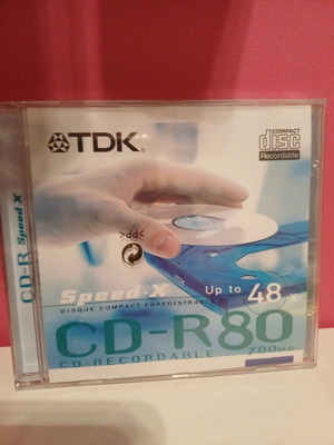CD-R80 recordable discs new, pack of 18, 700MB
