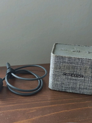 Creative Nuno Micro speaker used, Bluetooth and USB