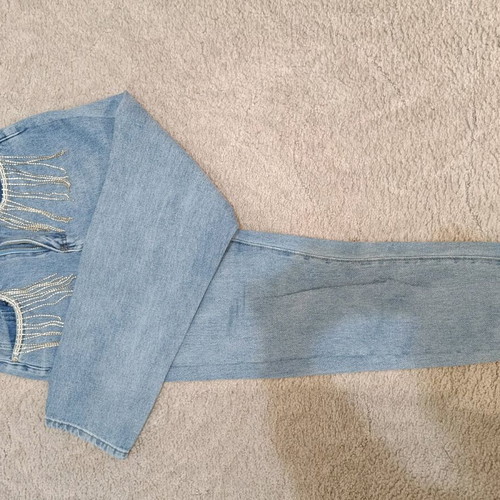 Jeans with rhinestone fringes on pockets xsmall like new