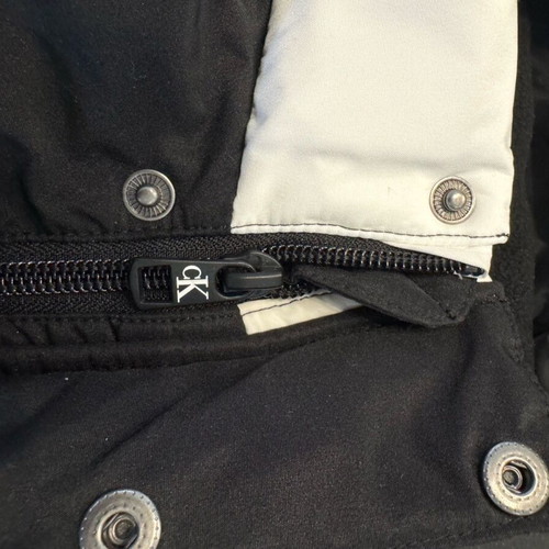 Calvin Klein kids jacket like new, size 6, white