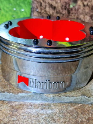 Marlboro F1 piston collectible ashtray
